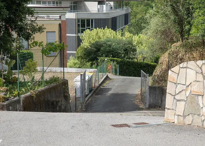 Valery House